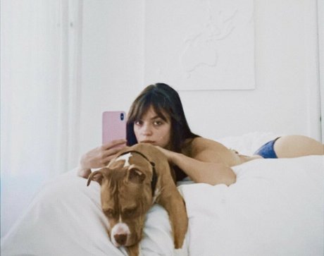 Claudia Sulewski Deepfake nude star photo