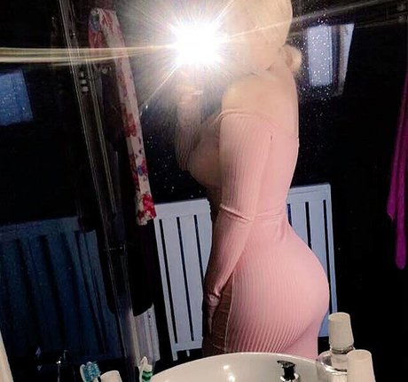 Bethany Koko xxx actress photo