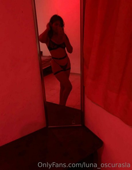 luna oscurasla erotic model photos