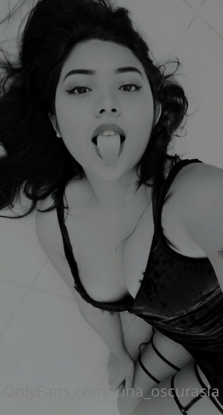 luna oscurasla model top archive