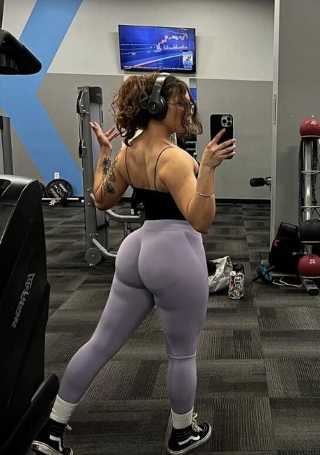 Adriana Salido hd model pics