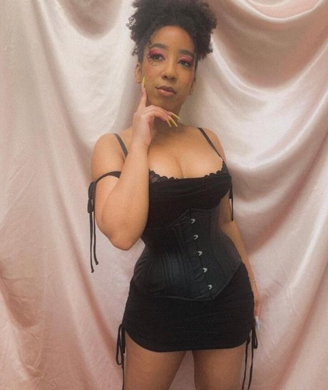 hippie onlyfans art xxx galleries