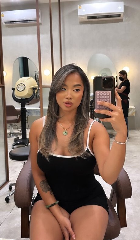 Twaydabae exclusive model pics