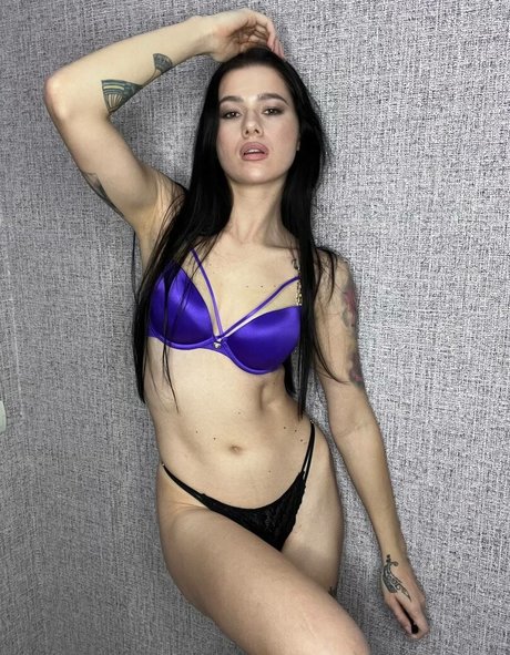 EmiliAAA pornstar beautiful archive