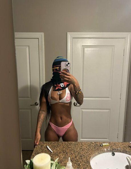 bu5tatt model porn images