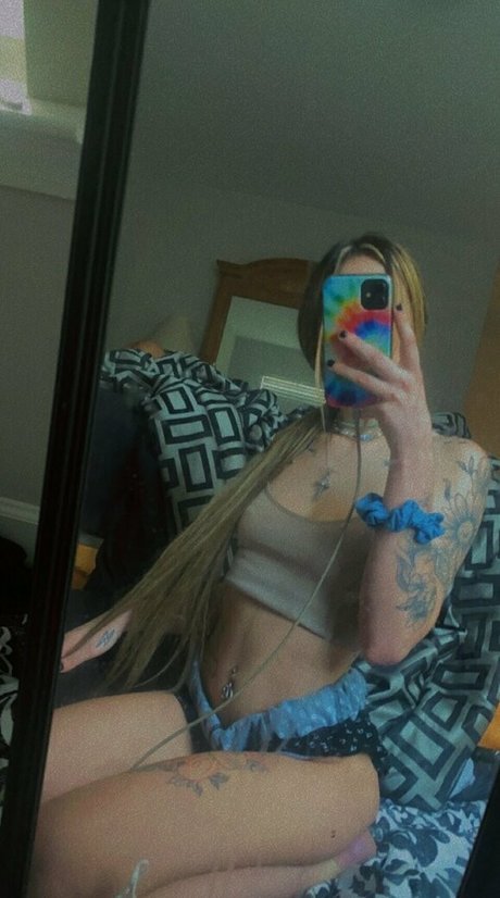 madinoelll star hot galleries