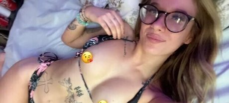 madinoelll exclusive star photos