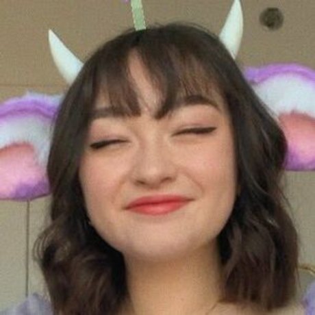 Mxmtoon model sex images