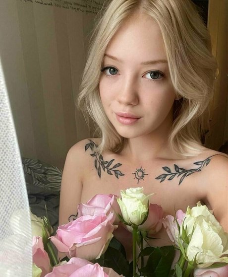 ayris simp model best archive