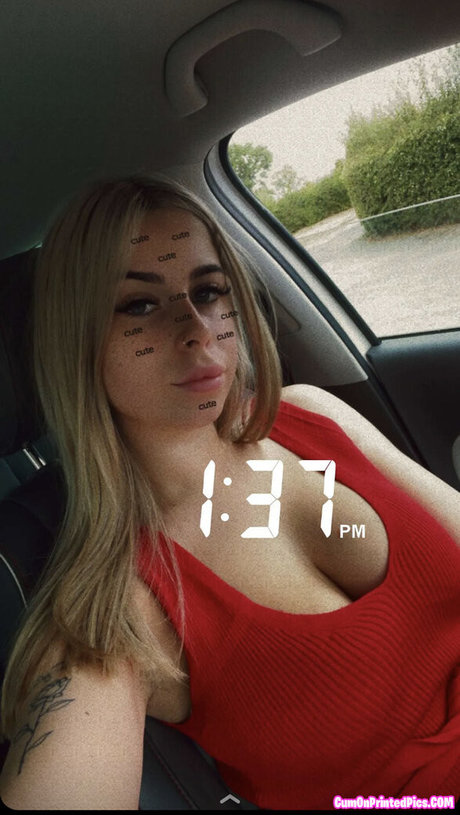 Lucy Scales model beautiful image