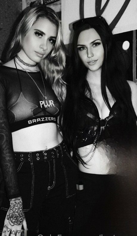 lost cos sex model galleries