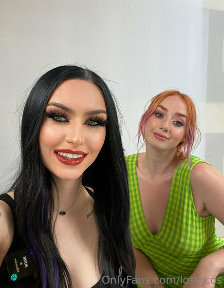 lost cos model naked pics