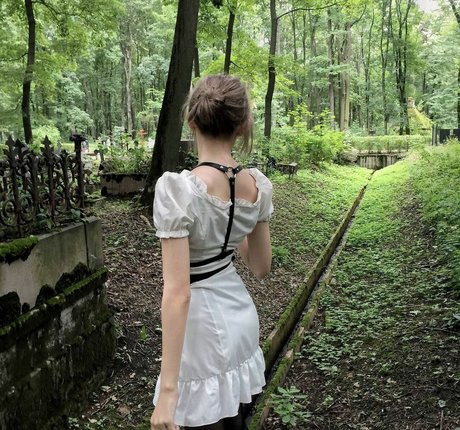 nenormova star pornographic photo