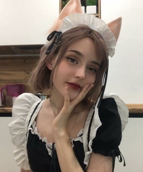 nenormova naked model pics