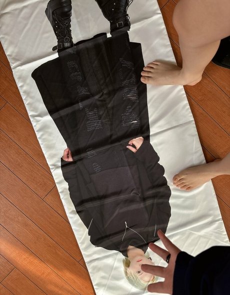 kaworu model art gallery