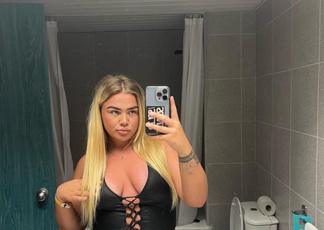 Libbymorse_ model porn archive