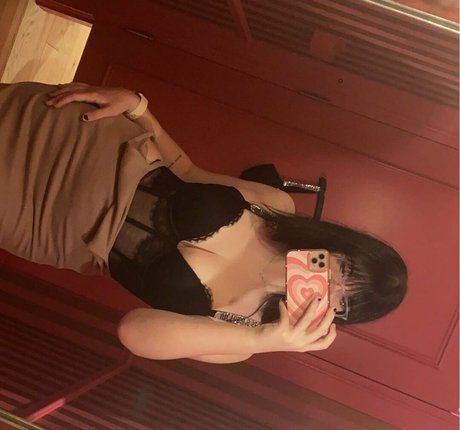 sexymigraines star pornographic images