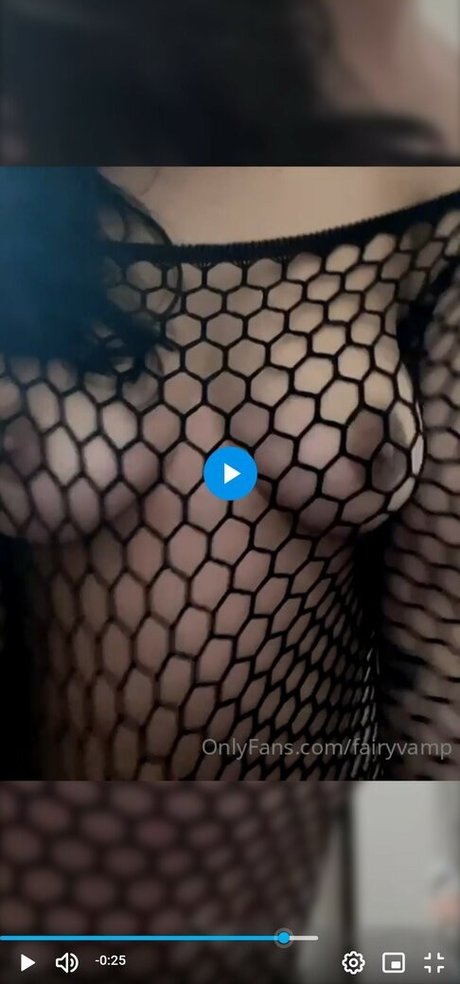 Vamppixiee model nude pictures