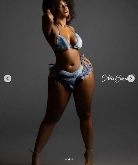 thetayaamarie nudes model photos