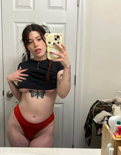 angelbunnigrl naked model pic