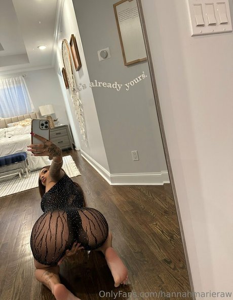 hannahmarieraw exclusive model photos