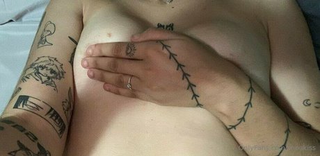 Shookiss nice actress pics