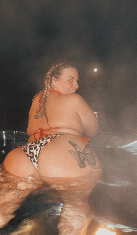 Ms Dondada naked pornstar img