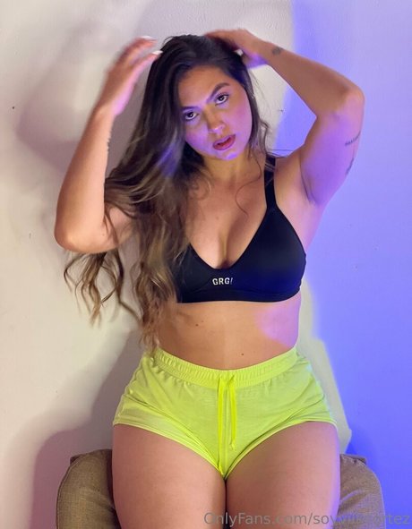 soyviikcortez beautiful actress photo