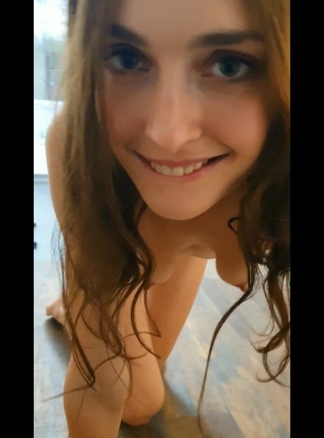 Koketochka555 model art galleries