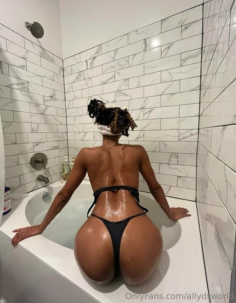 allydsworld nudes star pics