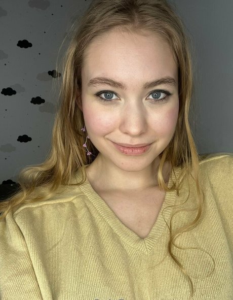 BrandyHelga pornographic actress galleries