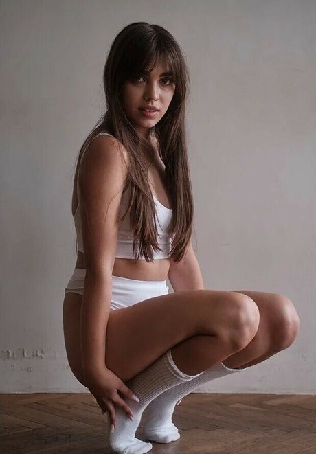 Nemmy Horin nice model photo