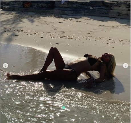 Christie Brinkley pornstar adult archive