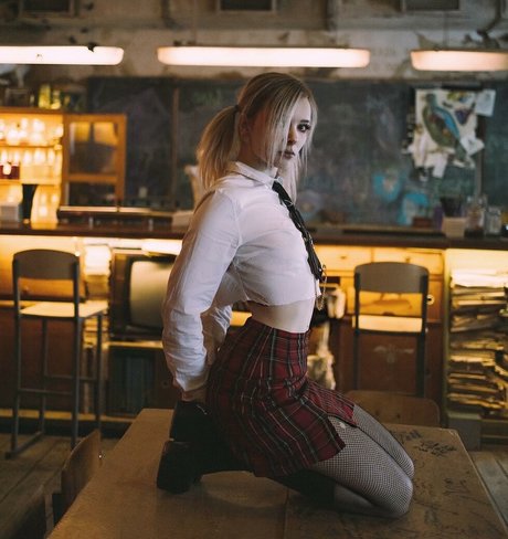 _d__a__r__i_ sexy star pic