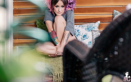 Delacour porn model pics