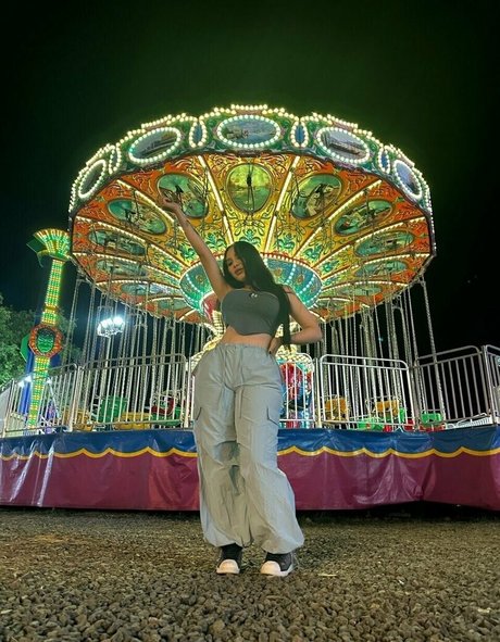 cloewhitex hot model pics