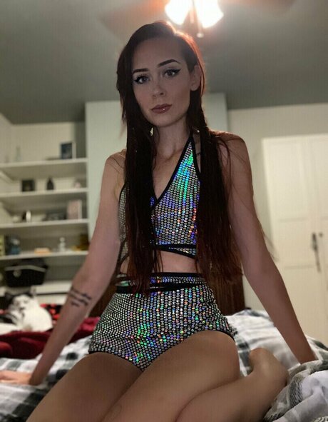 adversariel star naked pictures