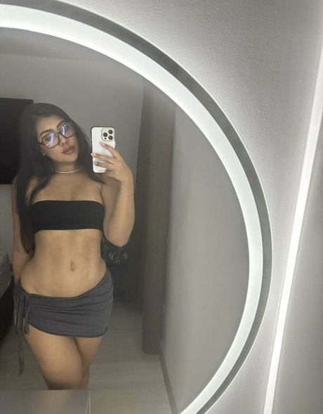 Charlote Rouge nude star pictures