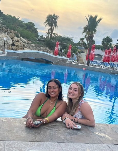 Isha Mariyah star porn pics