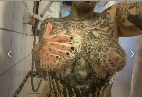 Teganleighofficial sex model photo