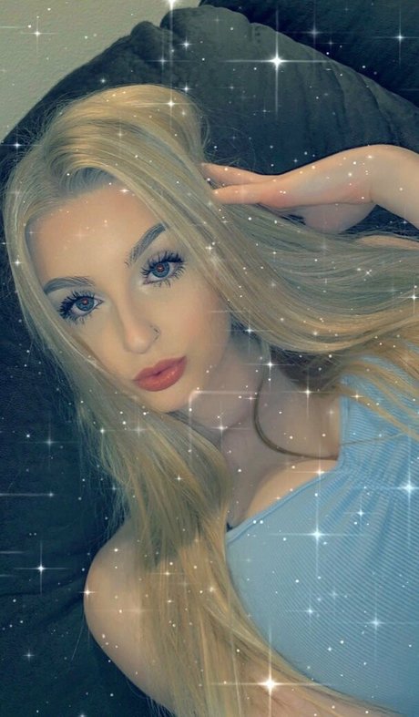 Cassandra Summer star best pictures