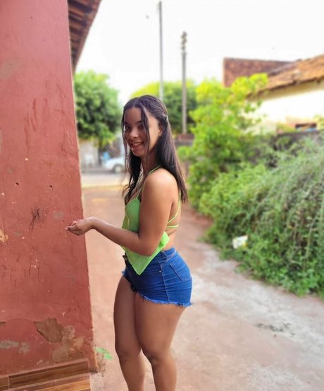 lucyluxonlyyyyy model nudes images