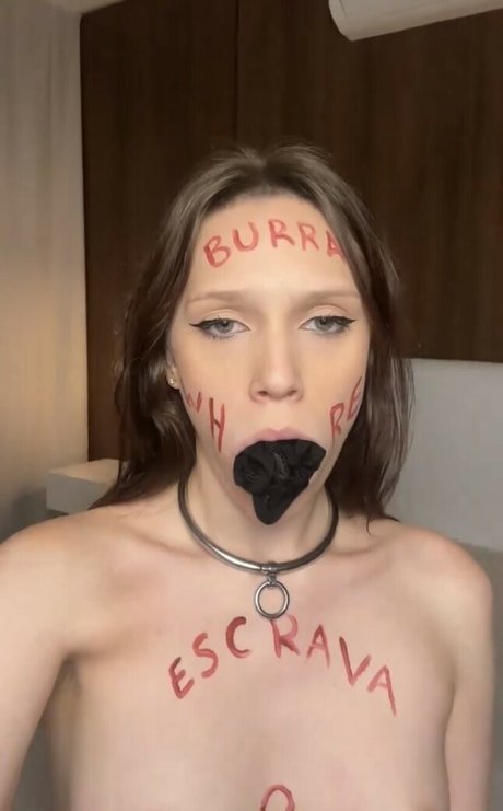 Becarol nudes actress pic