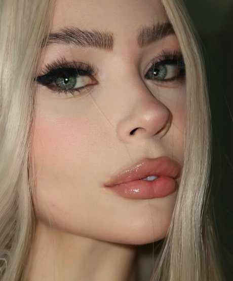 Dapariz model art picture