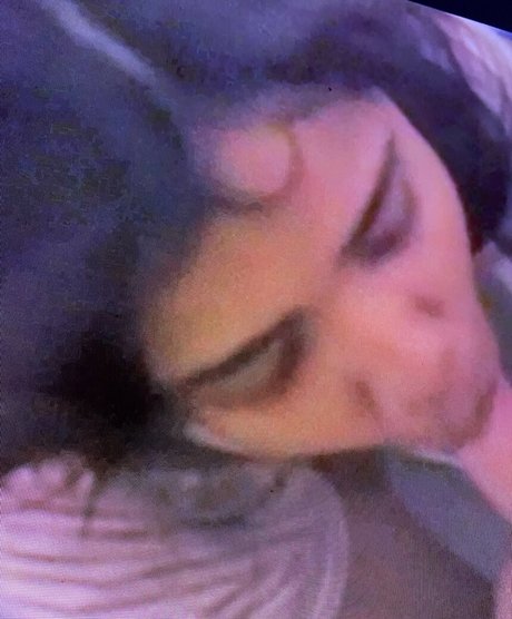 Sh33Natay pornstar photo