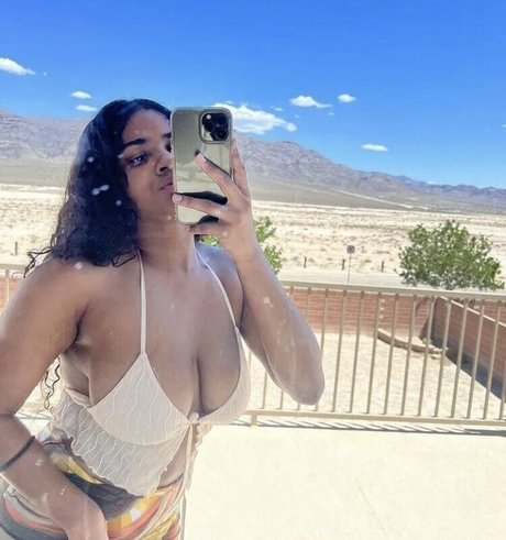 Sh33Natay star nudes pictures