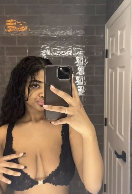 Sh33Natay star archive