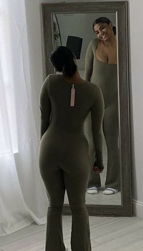 Sh33Natay model sexy archive