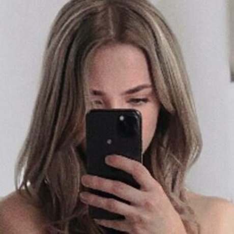 Nora Hedman sexy star pic