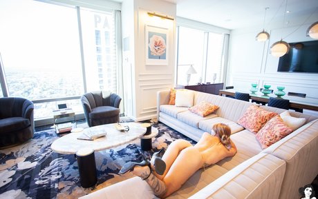 Deepthroat Slushie naked pornstar img